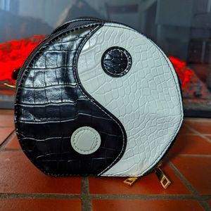 Ying Yang Faux Gator Skin Crossbody/ Handbag